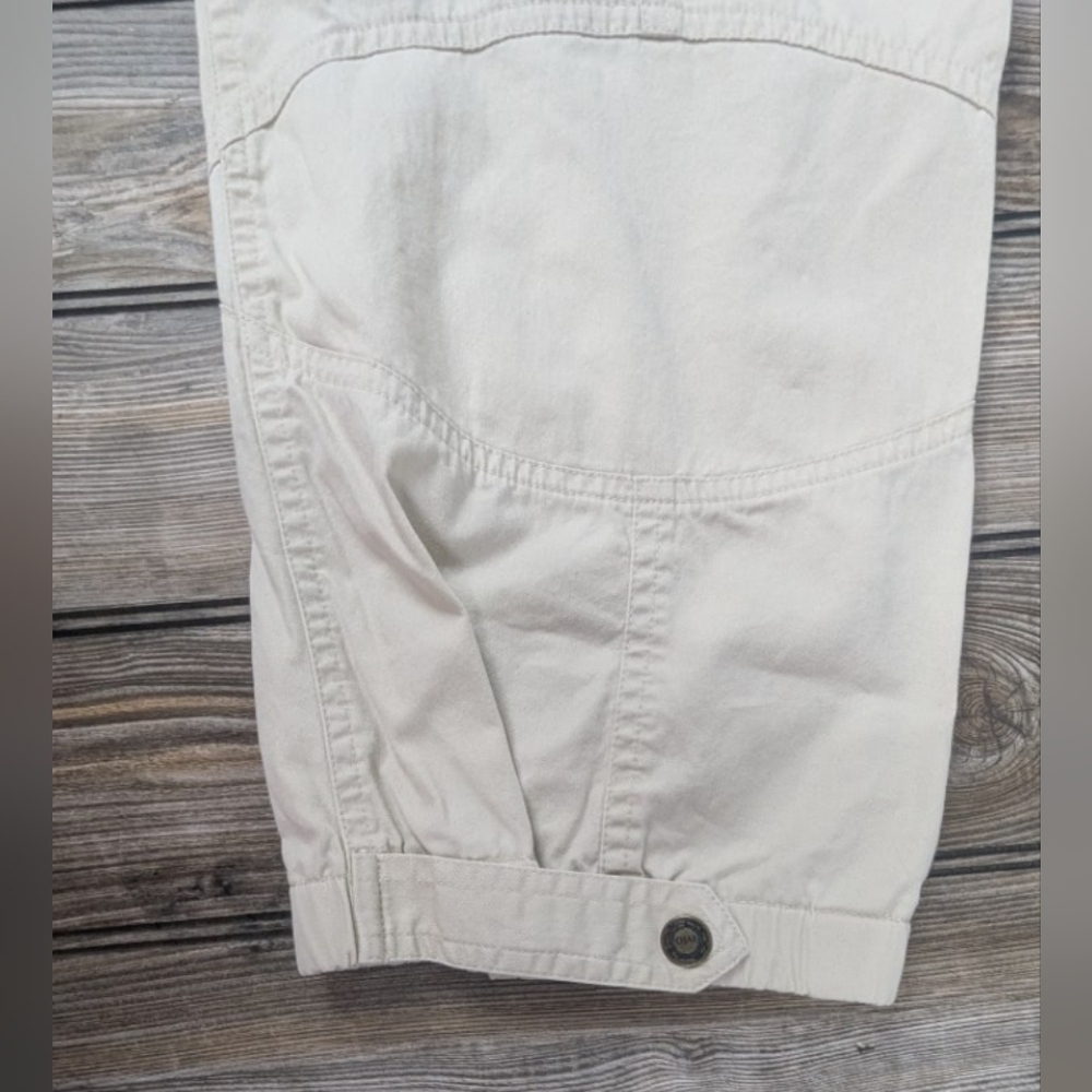 Ojai Size 4 Cream Off White Vintage Capris With Unique Knees And Elastic Hems - Picture 2 of 16